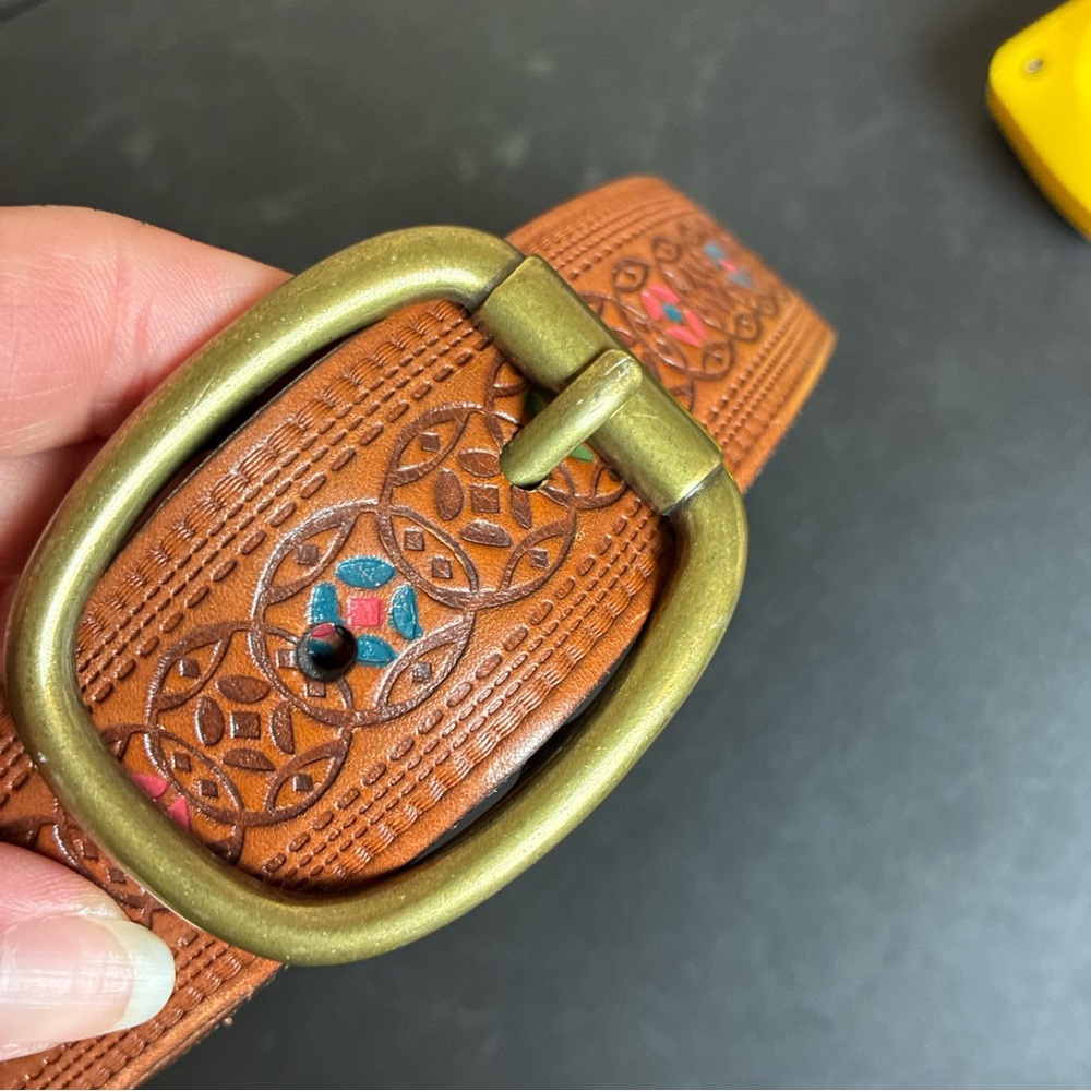 Fossil Brown Tooled Colorful Leather Belt Western Boho Y2K Size Small - Picture 6 of 16